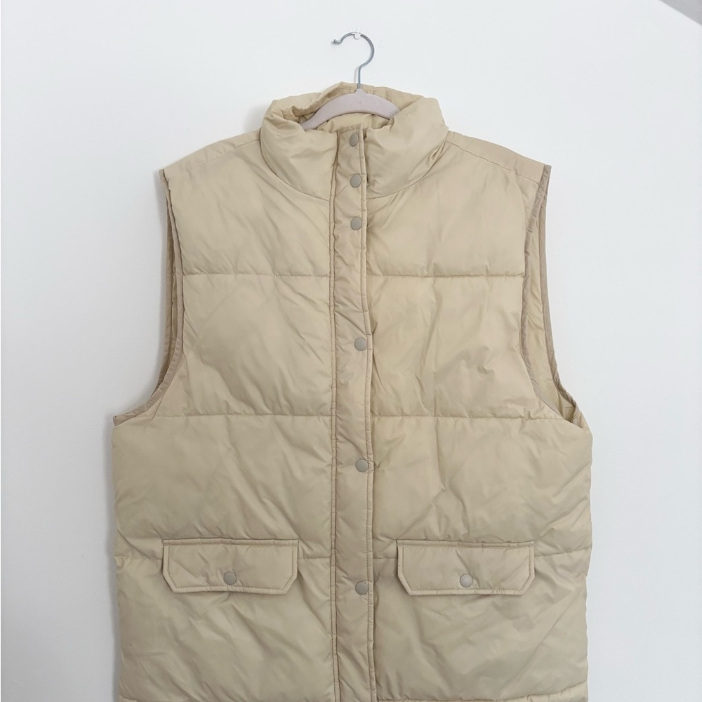 Aerie Beige Puffer Vest